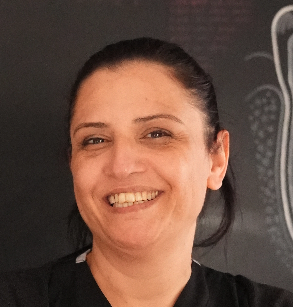 Bahar Karakoyun, Dental Assistant at Kadıgil Dental Clinic